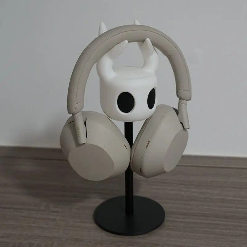 Hollow Knight Game Figure – A Headphone Stand and Controller Holder That Combines Design