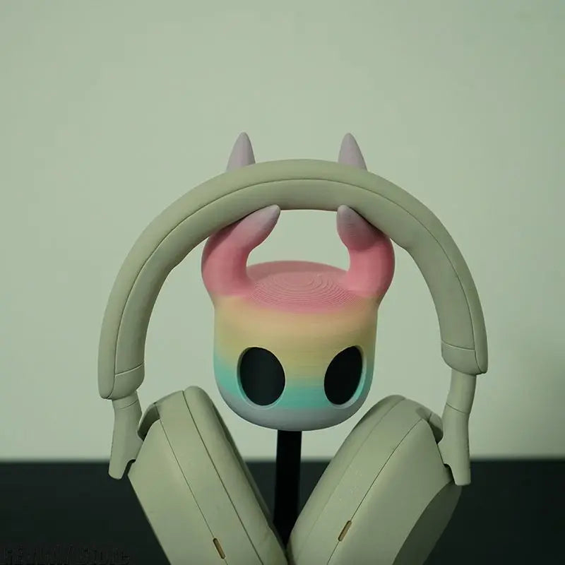 Hollow Knight Game Figure – A Headphone Stand and Controller Holder That Combines Design